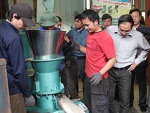 Máy xử lý rác thải với giá thành siêu rẻ