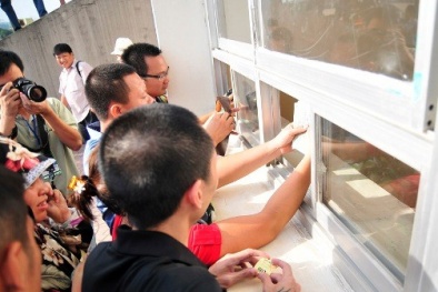 Vé trận Việt Nam - Arsenal hết sạch sau gần 6 giờ mở bán