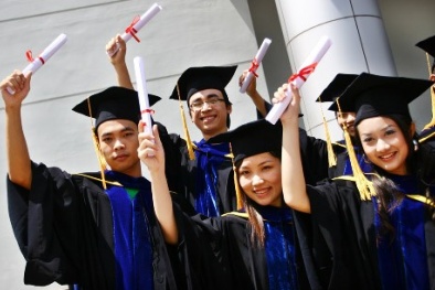 Cứ thủ khoa là được đi du học?