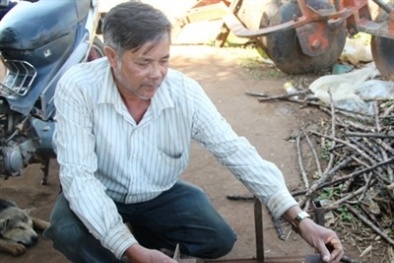 Lão nông bỗng thành tỉ phú nhờ phát minh máy cày đa năng