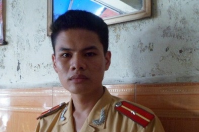 Thiếu úy CSGT ngồi xe lăn đi thi Đại học