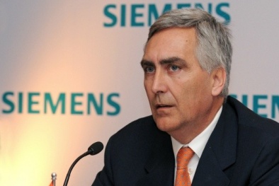 Sa thải Tổng Giám đốc vì lợi nhuận thấp