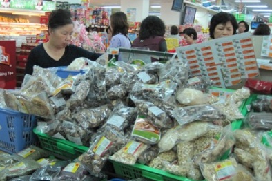 Giá xăng và điện tăng, bình ổn giá coi như...vứt đi