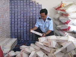 Vì sao thuốc lá lậu vẫn lộng hành?