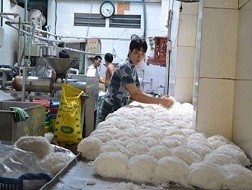 Bất an vì cách xử lý "bún bẩn"