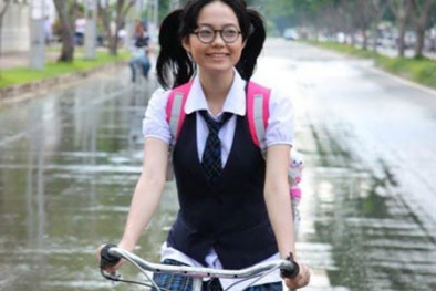 Đồng phục học sinh giá bằng...1 tháng lương