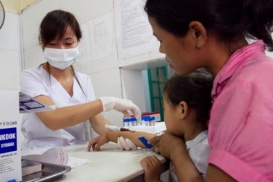 Khởi tố vụ "nhân bản" kết quả xét nghiệm ở BV Hoài Đức