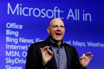 CEO Microsoft bất ngờ tuyên bố từ chức