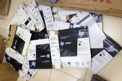 Phát hiện hàng ngàn lô mực in giả trị giá hơn 248.000USD