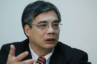 “Kinh tế Việt Nam còn khó ít nhất hai năm nữa”