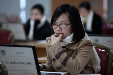 4000 thí sinh thi thử công chức Hà Nội...ngay tại nhà