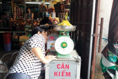 Cảnh giác với cân 'mù'