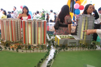 Bất động sản lại vào cuộc đua bắt đáy