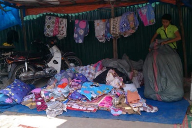 Cẩn trọng chăn ga tồn kho 'đeo mác' hàng mới về