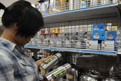 Mầm họa từ phích nước Trung Quốc