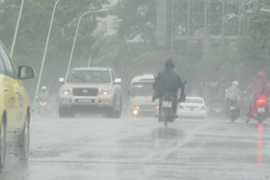 Tin mới nhất về bão số 11: Chiều nay, miền Trung bắt đầu mưa