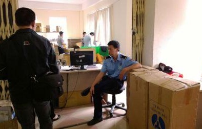 Nhân viên Công ty CP Cùng mua cản trở báo chí tác nghiệp