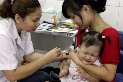 Thay thế vắc xin 5 trong 1 Quinvaxem bằng loại nào?