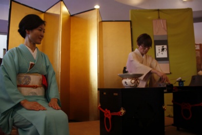 Khám phá nghệ thuật trà đạo Nhật Bản qua ảnh