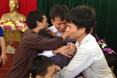 Vụ án 10 năm bị bắt giam: Ngày về trong nước mắt