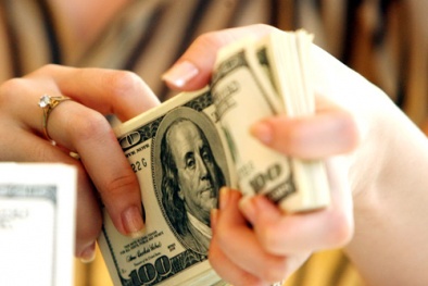 Cấm người dân cho, tặng ngoại tệ?