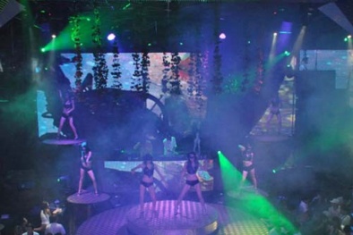 Vũ trường 'khủng' nhất Hà Nội bị đóng cửa