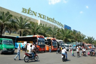 Nhà xe dở trò tăng giá vé hai lần