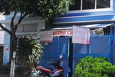 Bác sỹ xác nhận giả HIV cho bệnh nhân