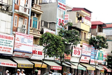Bác sỹ 'chân ngoài' dài hơn 'chân trong'