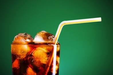 Nước ngọt tăng nguy cơ ung thư nội mạc tử cung ở phụ nữ