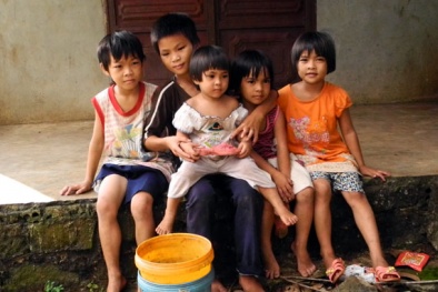 Căn nhà 5 đứa trẻ không người lớn