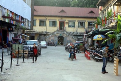 Zone 9 'làm lơ' lệnh đóng cửa?