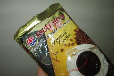 Người tiêu dùng “tố” cà phê Thái Hòa về 'sự nguyên chất'