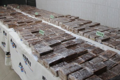 Vụ 230kg heroin lên máy bay: Kiểm điểm, đình chỉ cán bộ sai sót