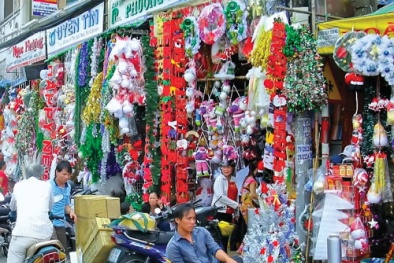 TPHCM: Ra ngõ gặp hàng Trung Quốc