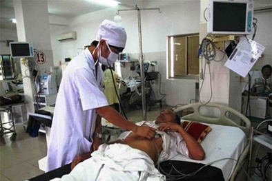 Bác sỹ biến thành...đao phủ!