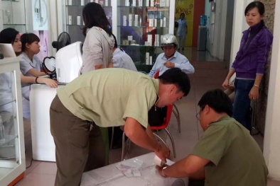 Thẩm mỹ viện toàn nhân viên nữ làm...lễ tân