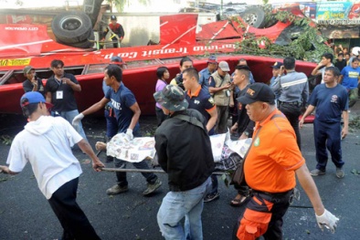 Philippines tai nạn xe buýt 42 người thương vong