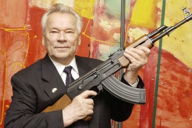 Người chế tạo ra AK -47 hối tiếc điều gì trước khi qua đời?