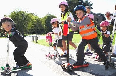 Xe trượt, ván trượt gây nguy hiểm cho trẻ bị thu hồi