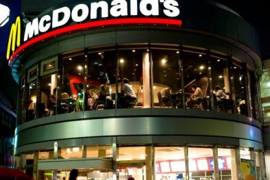 McDonald’s 'tấn công' Việt Nam bằng chiến lược 'hớt váng'