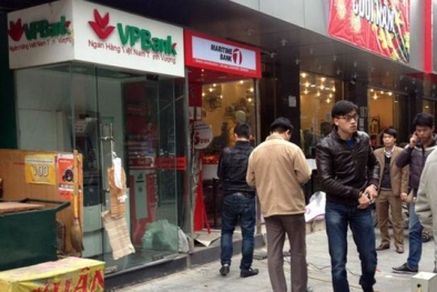 Táo tợn phá cây ATM Maritime Bank ở ngay giữa phố Hà Nội
