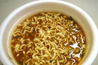 Vụ 100% mẫu mỳ tôm chứa hóa chất gây sỏi thận: Cục trưởng An toàn thực phẩm nói gì?