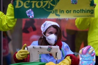 Nhiều chất nguy hiểm trong quần áo trẻ em Trung Quốc