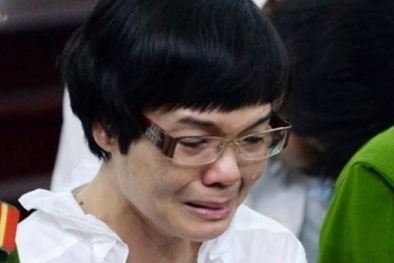 Tết đến, siêu lừa Huyền Như dằn vặt về đứa con không cha