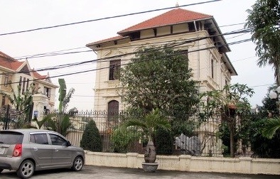 Cận cảnh biệt thự, nhà ở Dương Tự Trọng, Dương Chí Dũng ngày Tết