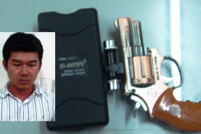 Mạo danh cựu nhân viên CIA lừa tình, tiền