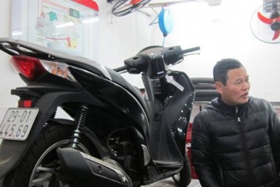 Vụ xe SH125i bị tố lỗi: Honda Việt Nam bất ngờ đổi xe mới cho khách hàng