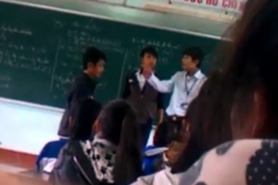 Thầy giáo tát học sinh đôm đốp, nam sinh bức xúc đánh trả