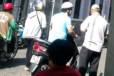 Cận cảnh cò đổi giấy phép lái xe